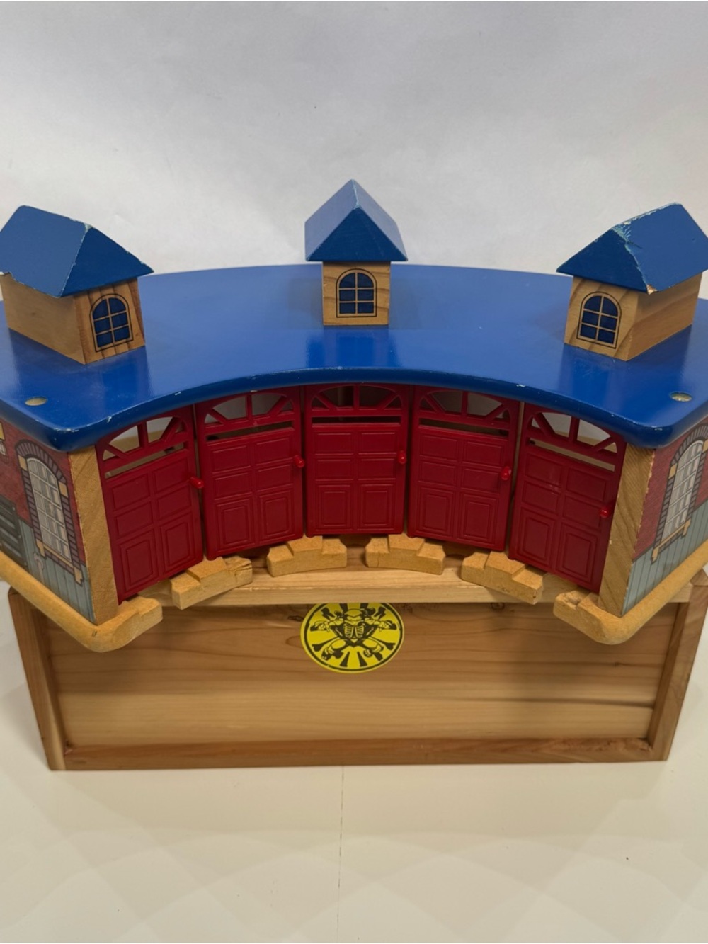 Thomas the Tank Engine Wooden Railway Tidmouth Station Roundhouse Train Shed
